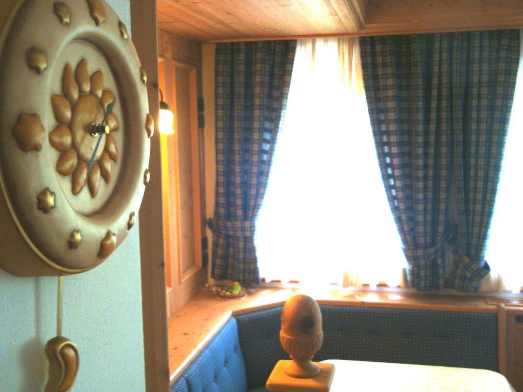 Bed and Breakfast Agritur Cornasest Брегуццо Экстерьер фото