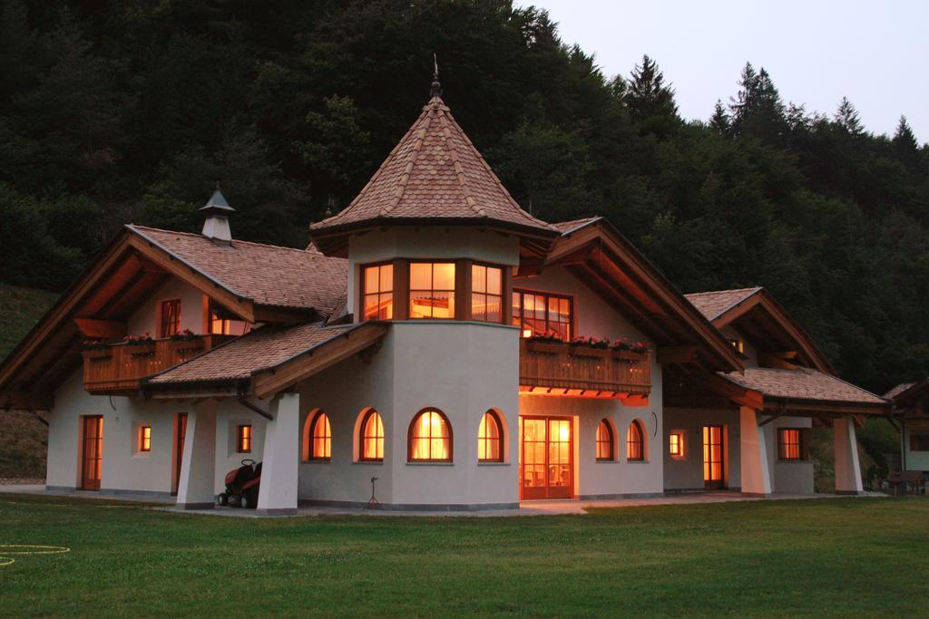 Bed and Breakfast Agritur Cornasest Брегуццо Экстерьер фото