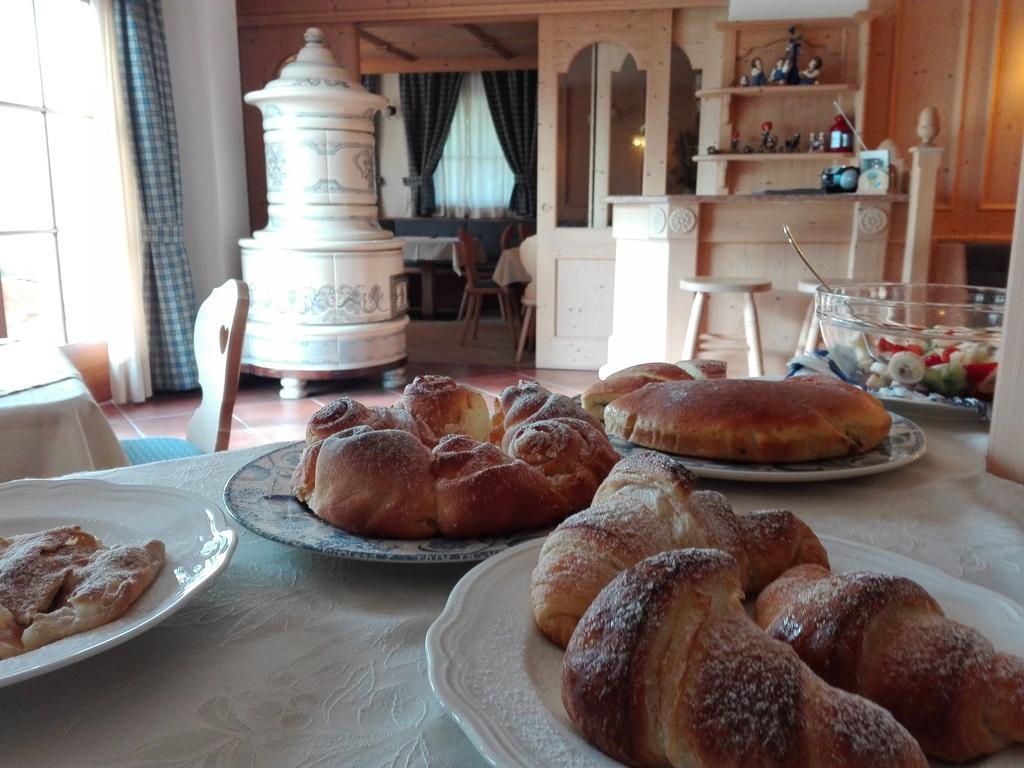 Bed and Breakfast Agritur Cornasest Брегуццо Экстерьер фото