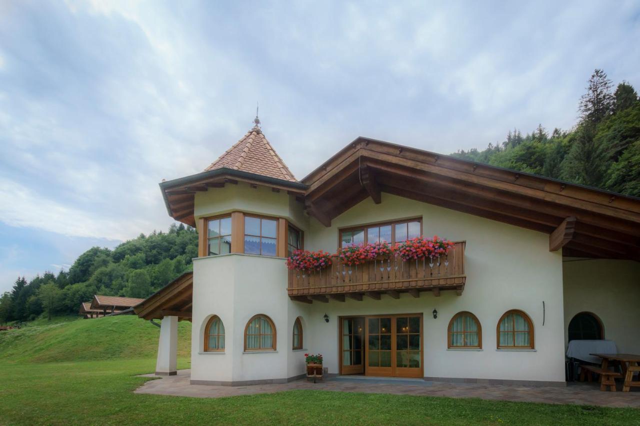 Bed and Breakfast Agritur Cornasest Брегуццо Экстерьер фото