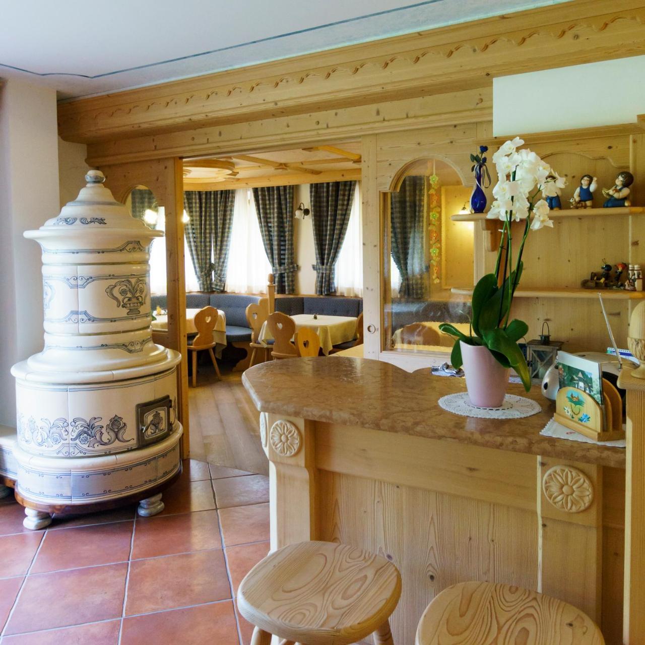 Bed and Breakfast Agritur Cornasest Брегуццо Экстерьер фото