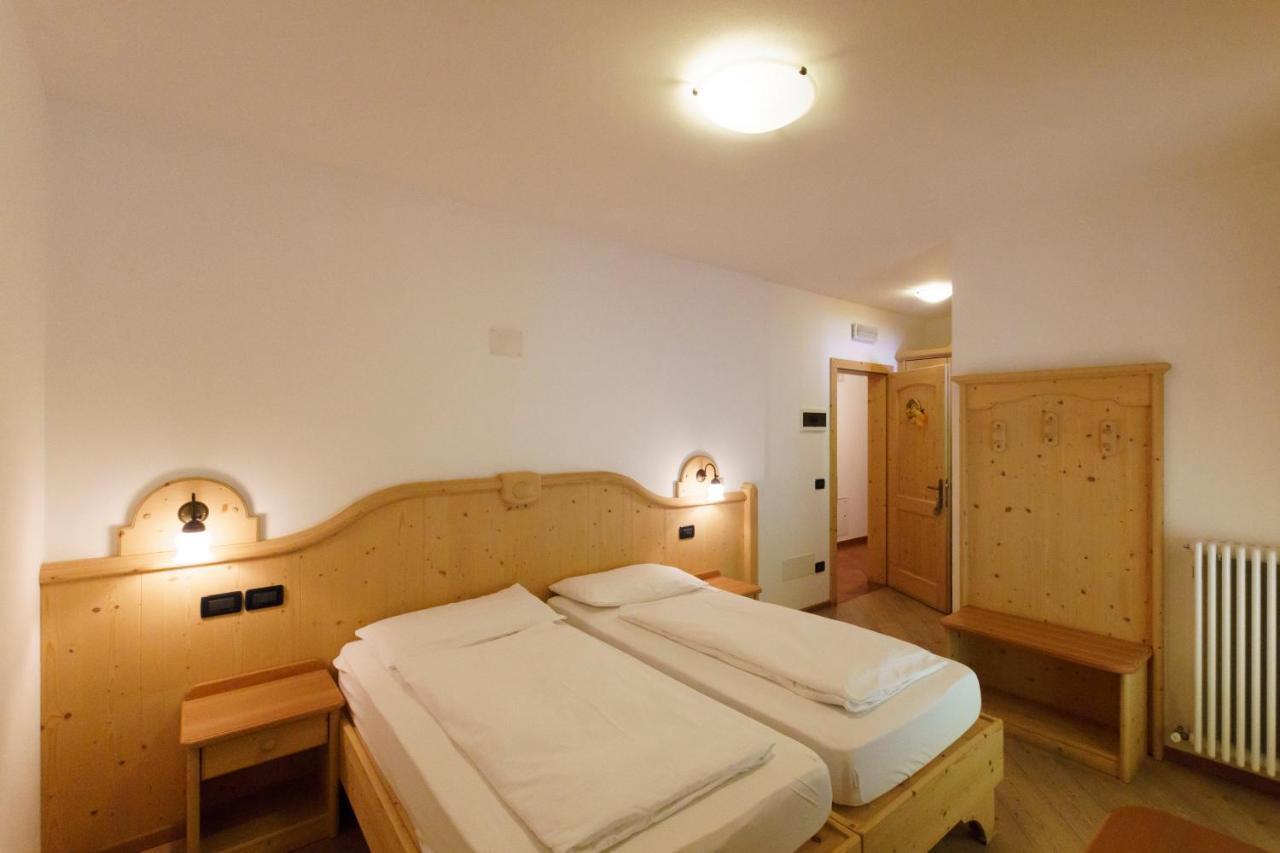 Bed and Breakfast Agritur Cornasest Брегуццо Экстерьер фото